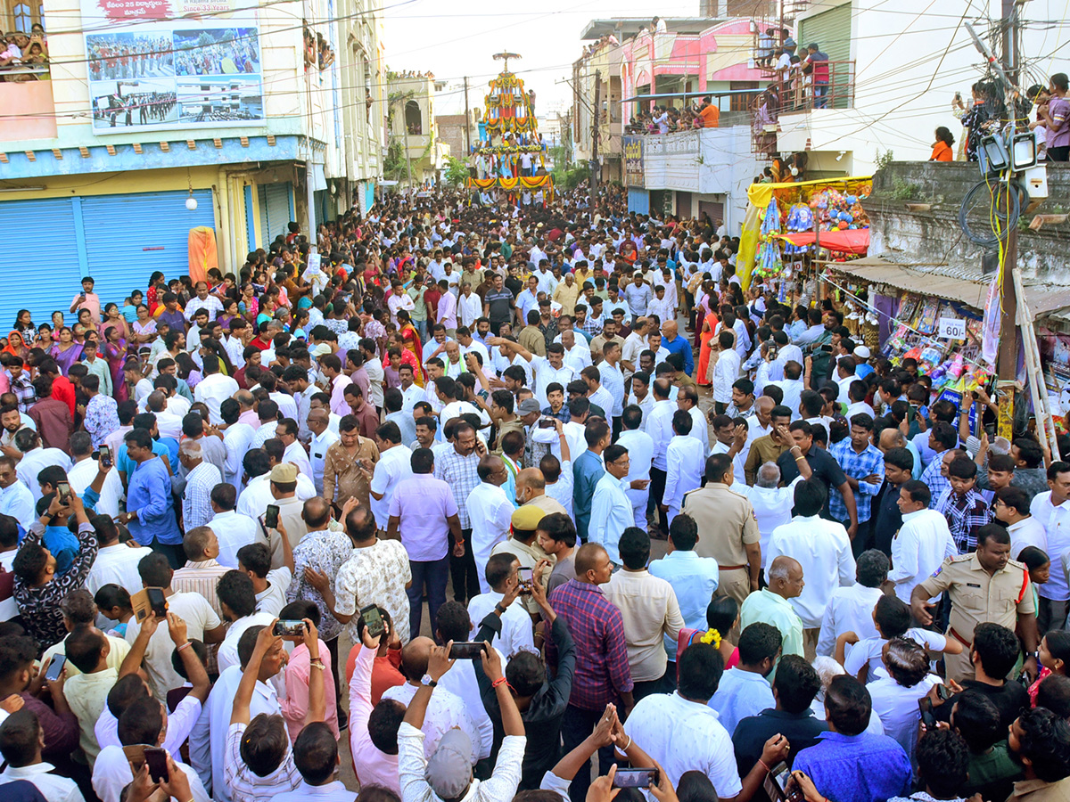 Huge Crowed at Venkateswara Swamy Brahmotsavam in Sircilla19