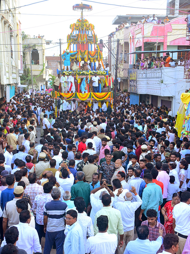 Huge Crowed at Venkateswara Swamy Brahmotsavam in Sircilla23