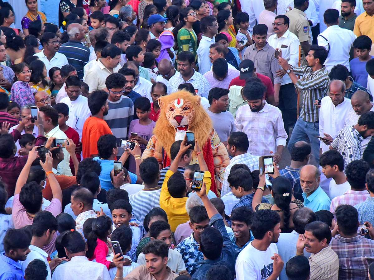 Huge Crowed at Venkateswara Swamy Brahmotsavam in Sircilla8