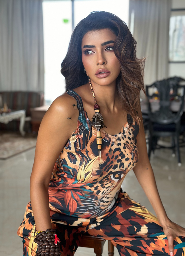 Lakshmi Manchu Birthday Special Photos16
