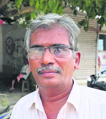 వంతెనను పునర్నిర్మించాలి
1