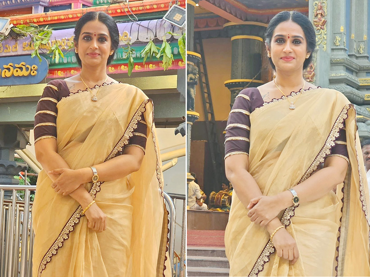 Actress Laya Visit Vijayawada Indrakeeladri Temple Photos1