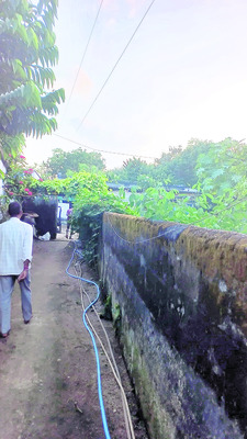 ఇద్దరు బైండోవర్1