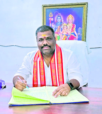 ఫ మహాశివుడికిలక్ష్మీ అలంకరణ 2