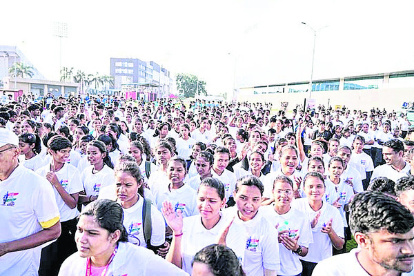 బాటలో నడుద్దాం12