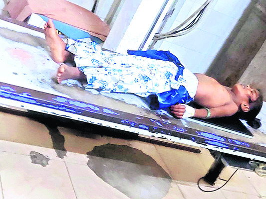 మిన్నంటిన రోదనలు..1