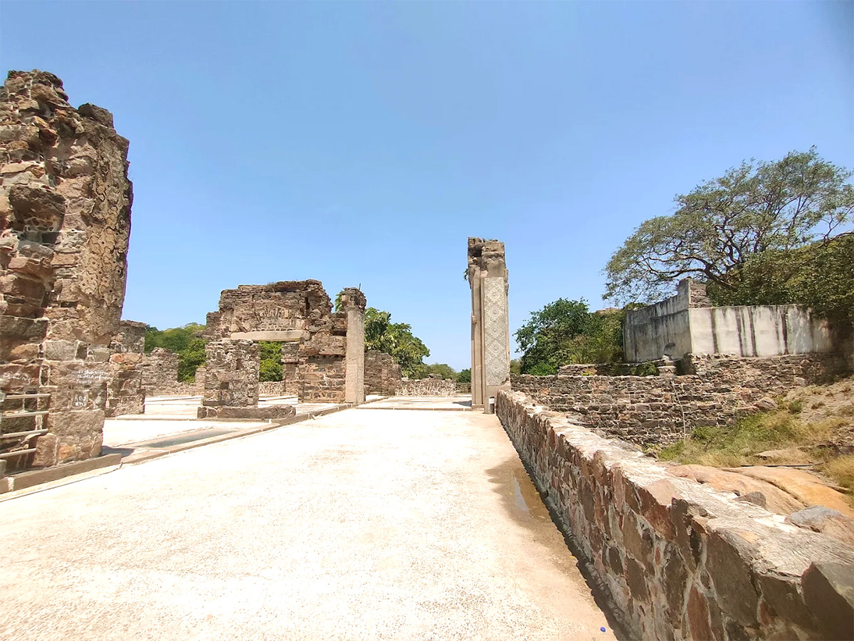 Kondapalli Fort NTR district in Andhra Pradesh Photos14