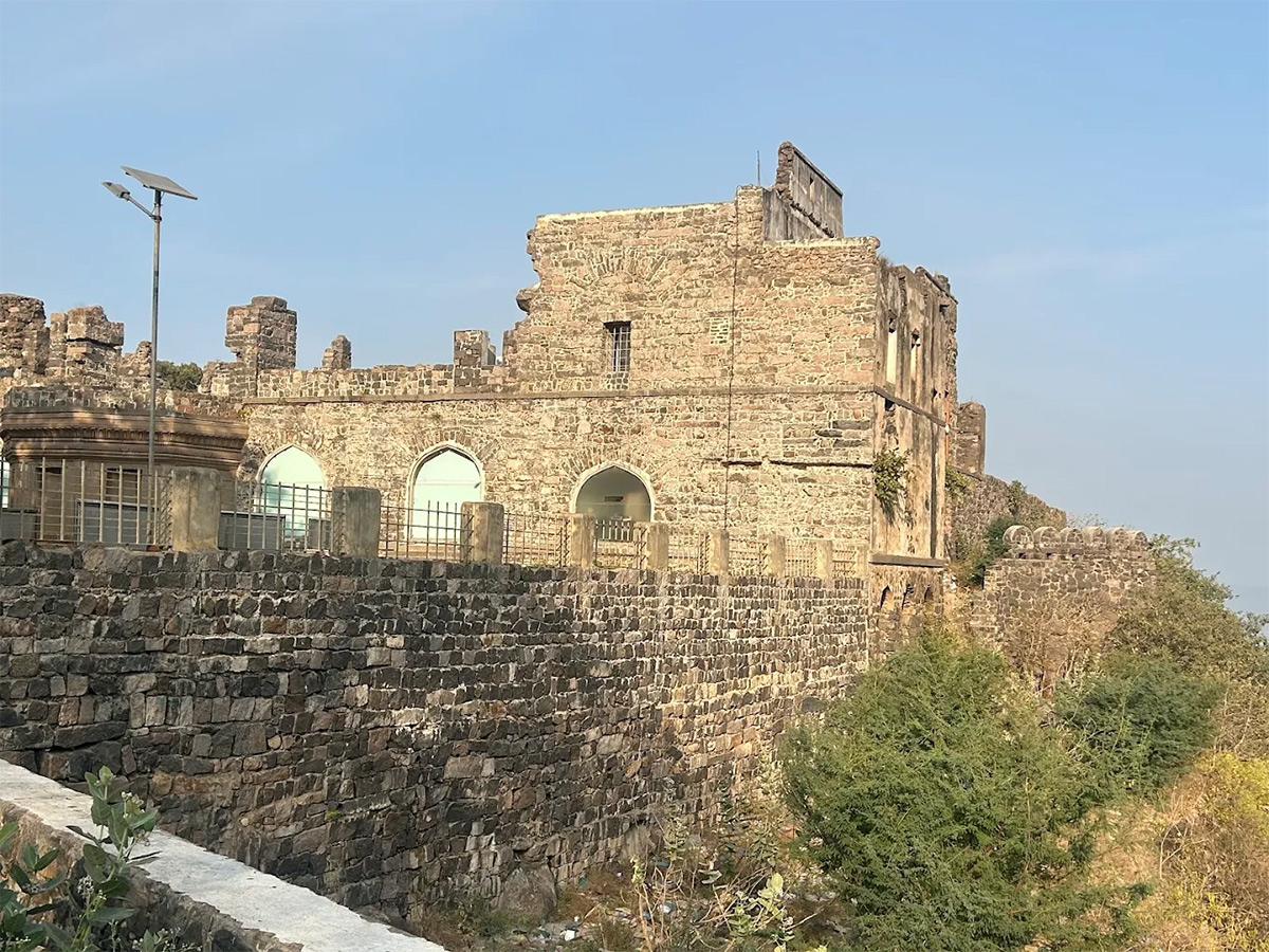 Kondapalli Fort NTR district in Andhra Pradesh Photos16