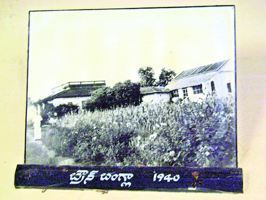 సీపీ బ్రౌన్‌ 1