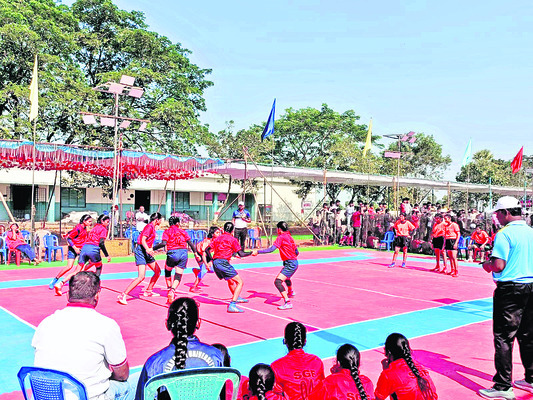 పోరు హోరాహరీ1