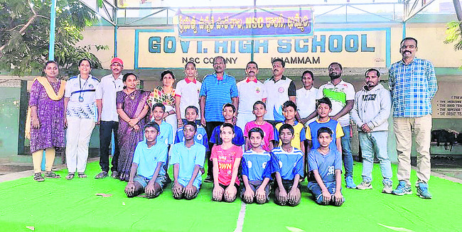 రాష్ట్రస్థాయి యోగా  పోటీలకు ఎంపిక1