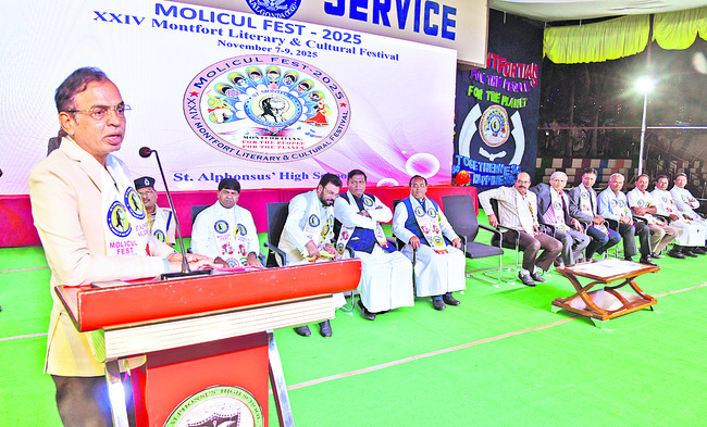 సెయింట్‌ ఆల్ఫోన్సస్‌లో సాంస్కృతిక సందడి1