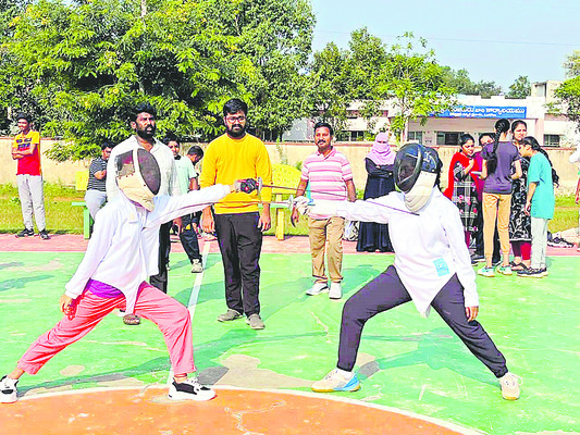 జిల్లాస్థాయి ఫెన్సింగ్‌ క్రీడాకారుల ఎంపిక 1