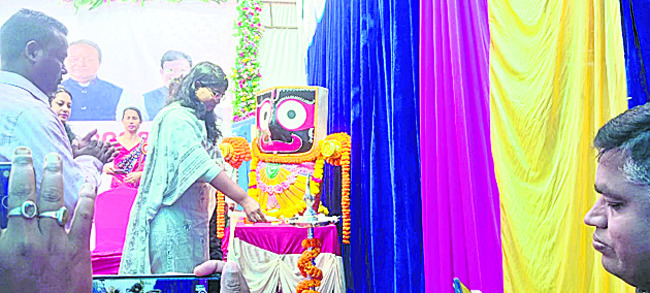 ఘనంగా మత్స్య, పశుపాలన మేళా1