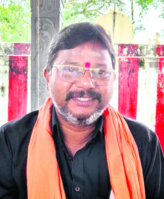 క్షీరారామం.. ప్రహరీ శిథిలం 4