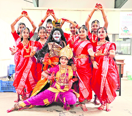 విద్యార్థులను ప్రోత్సహించేందుకే బాలోత్సవ్‌ 2