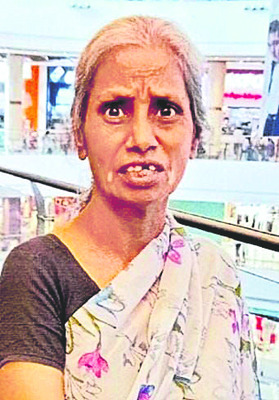 షెల్టర్‌ హోంకు వృద్ధురాలు3