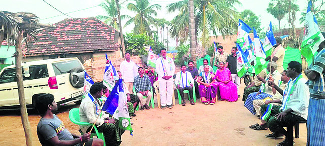 సర్కారు వైద్యం సామాన్యులకు దూరం 4