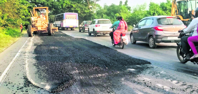 జాతీయ రహదారికి మరమ్మతులు1