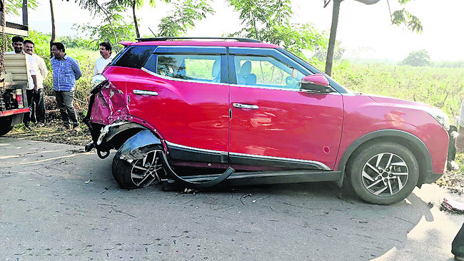 ప్రమాదవశాత్తు  పూరిల్లు దగ్ధం1