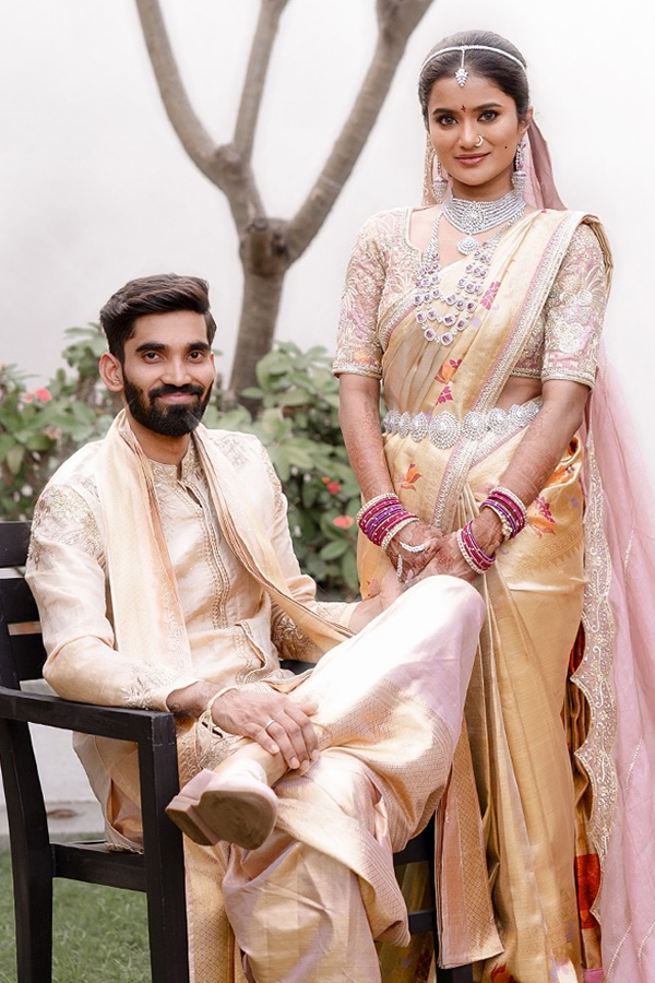 Kidambi Srikanth-Shravya Varma Wedding Anniversary Special Photos13