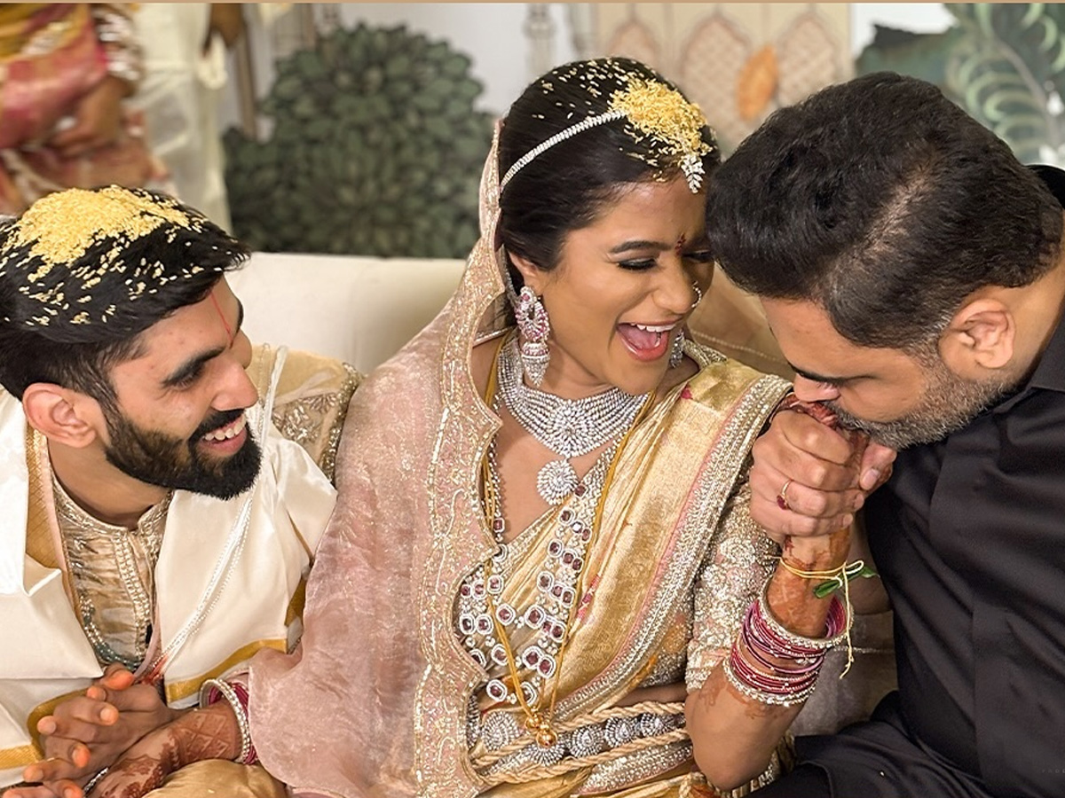 Kidambi Srikanth-Shravya Varma Wedding Anniversary Special Photos7