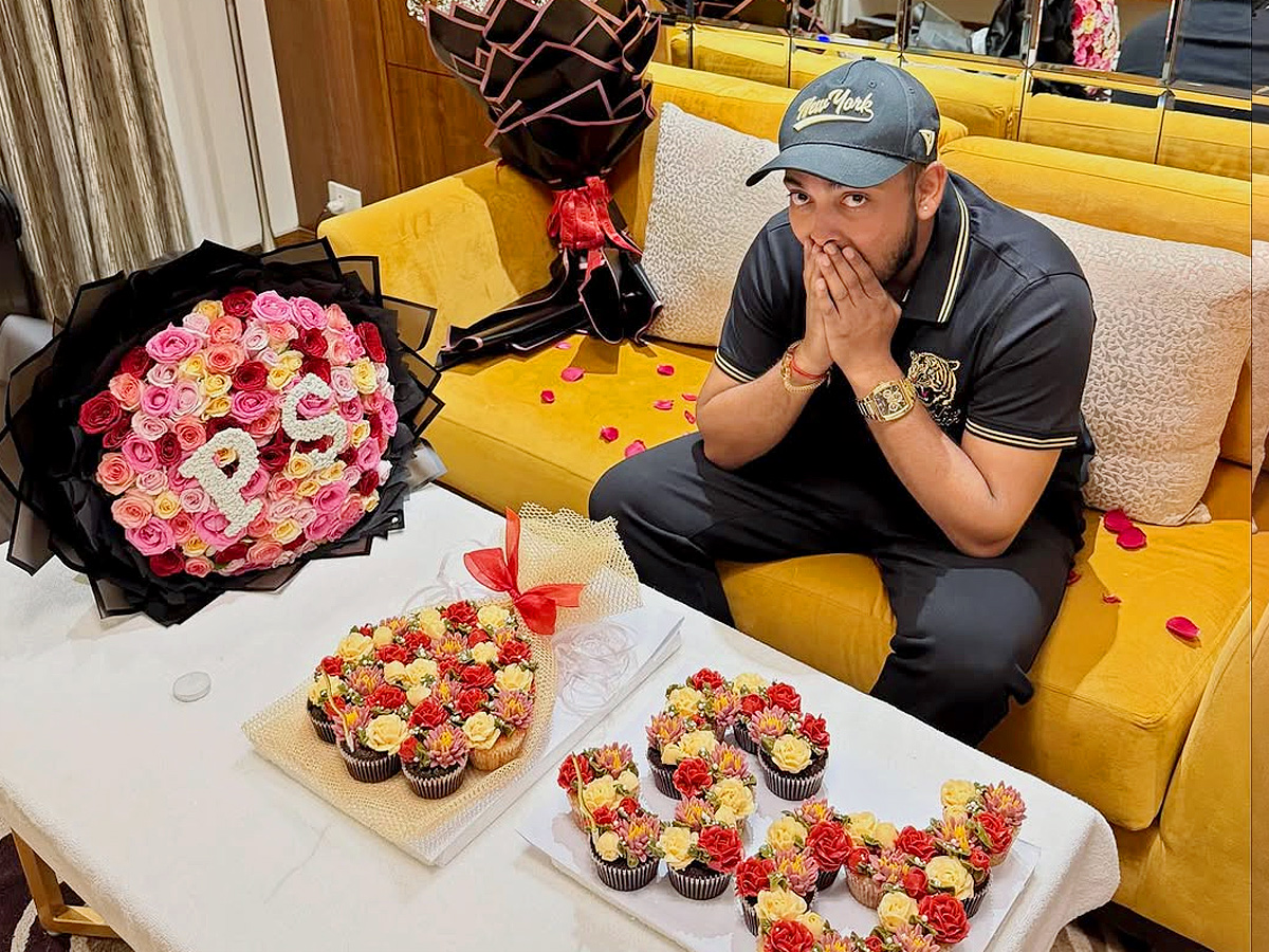 Prithvi Shaw Celebrate Birthday With Rumoured Girlfriend Akriti Agrawal Photos3