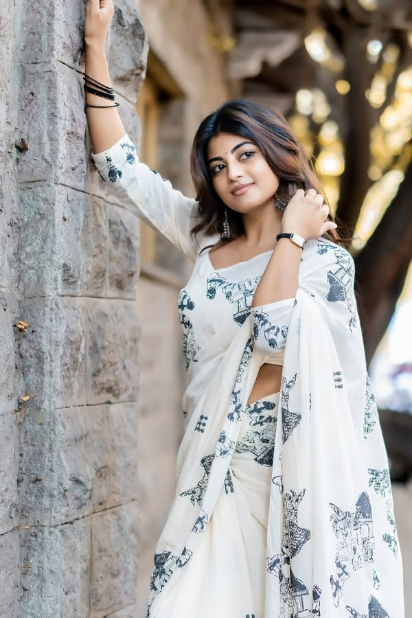 Telugu Actress Anandhi Beautiful Photos 5