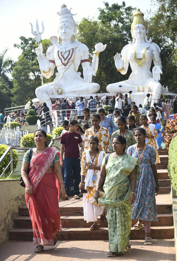 Vanabhojanalu Celebrations in Andhra Pradesh Photos17