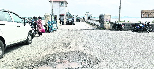 జూరాల రహదారికి మోక్షం 1