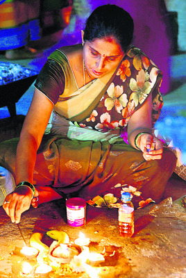 శివజ్యోతులతో వెలిగిన ఆలయాలు 5