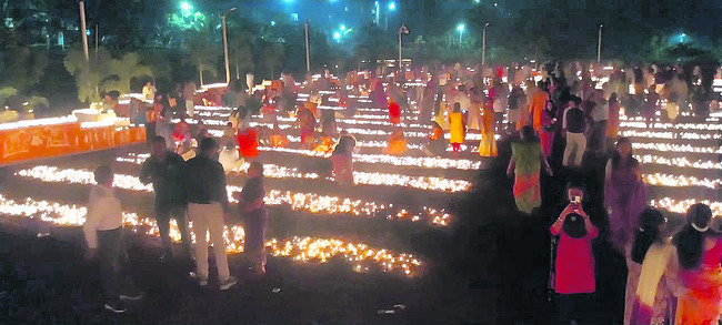 లక్ష దీపోత్సవం 1