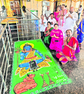 భక్తిశ్రద్ధలతో ‘కార్తీక’ పూజలు2