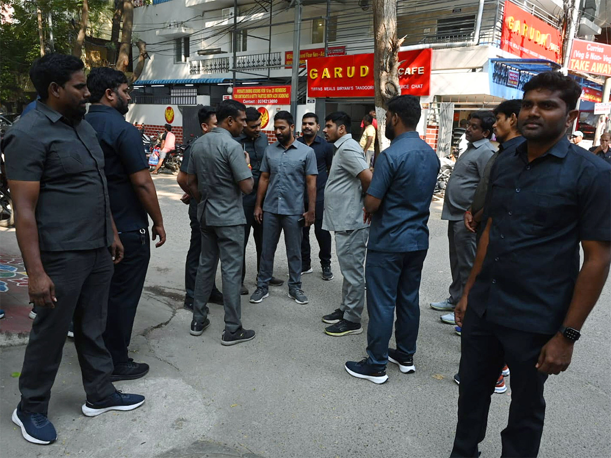 Jubilee Hills Polling Continues Till Today 6PM Photos11