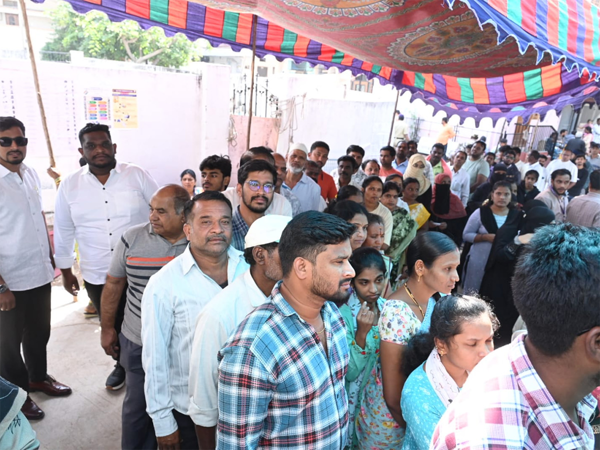 Jubilee Hills Polling Continues Till Today 6PM Photos19