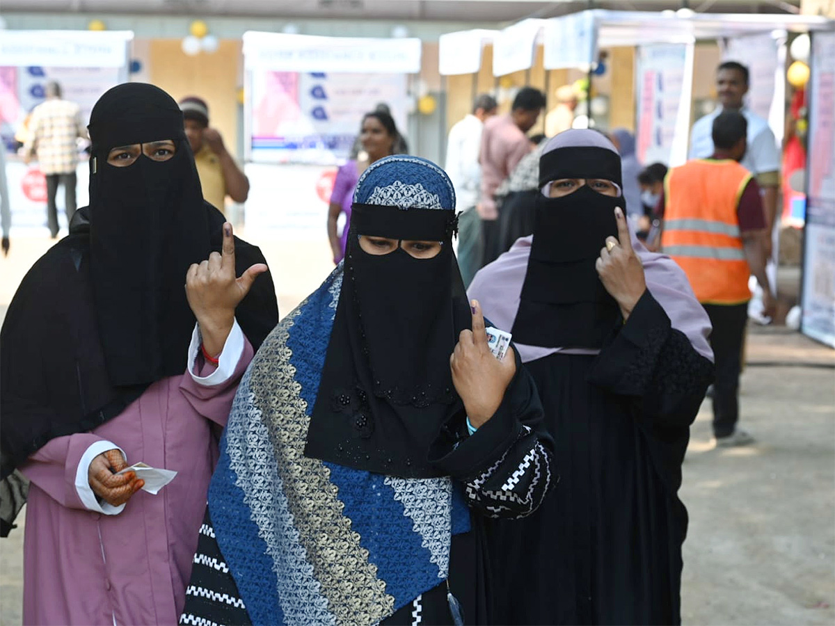Jubilee Hills Polling Continues Till Today 6PM Photos27