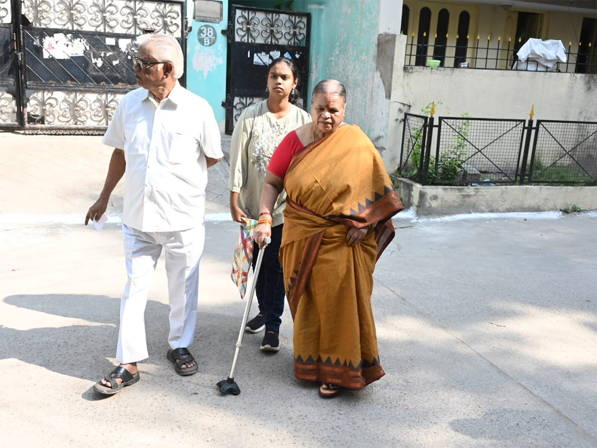 Jubilee Hills Polling Continues Till Today 6PM Photos29