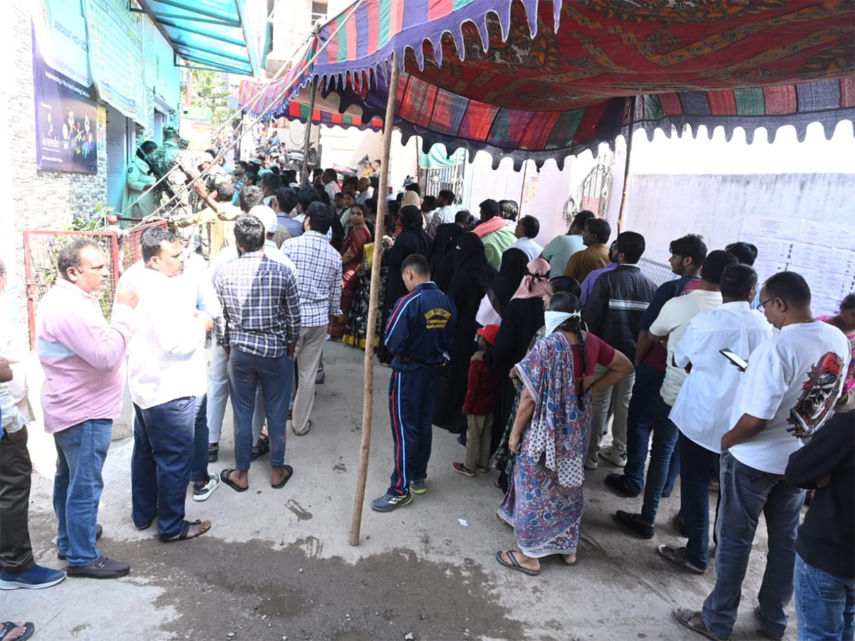 Jubilee Hills Polling Continues Till Today 6PM Photos3