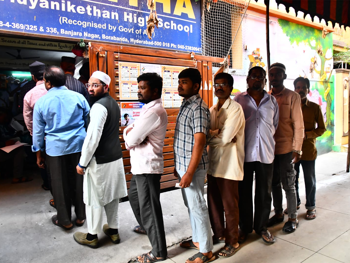 Jubilee Hills By-Elections 2025 Polling Photos10