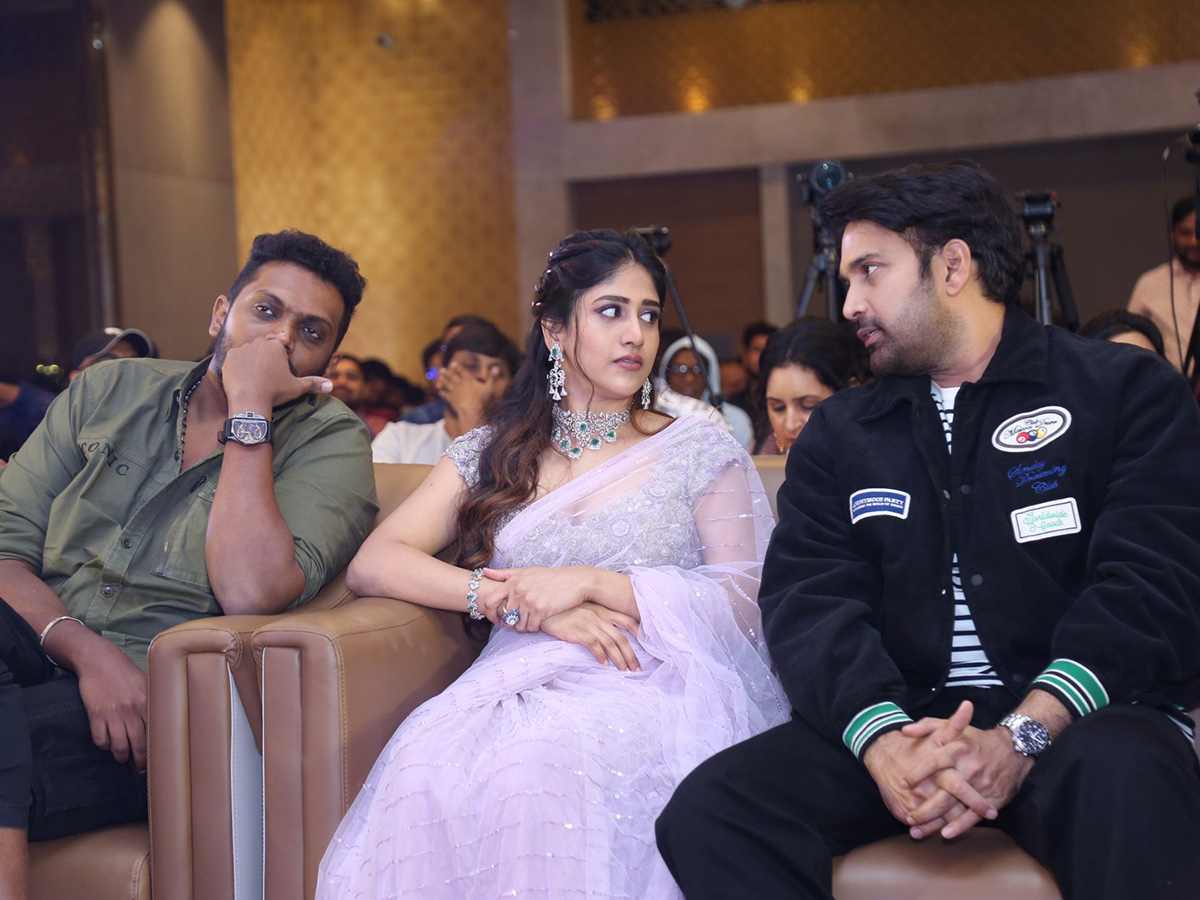 Santhana Prapthirasthu Pre Release Event Photos16