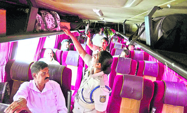 అణువణువూ చెకింగ్‌2