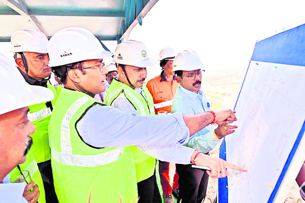 భూ సేకరణ ప్రక్రియ పూర్తిచేయాలి1