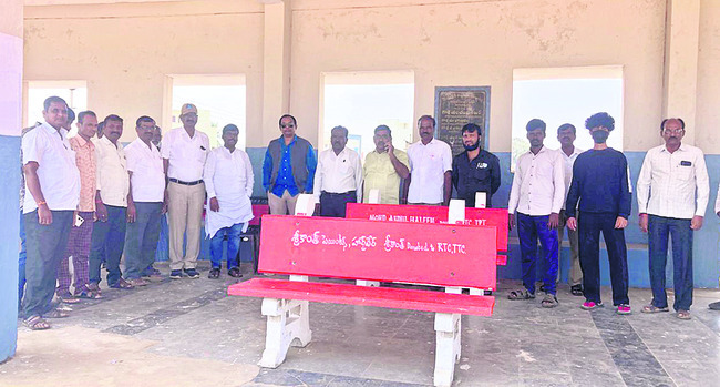 ప్రయాణికులకు  అన్ని సౌకర్యాలు కల్పిస్తాం 
2