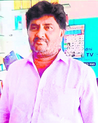 గుర్తు తెలియని వాహనం ఢీకొని ఇద్దరు దుర్మరణం 1