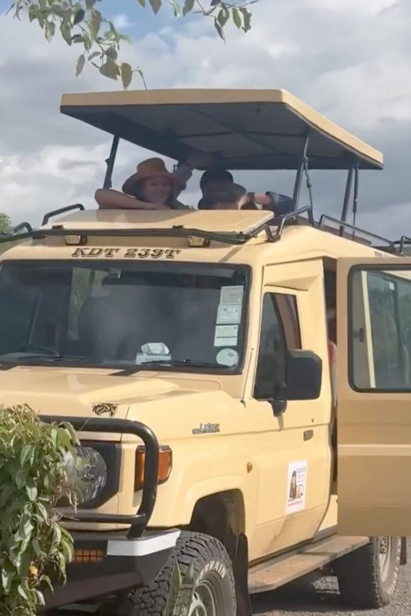 Anasuya Bhardwaj And Her Family Enjoying Vacation Photos18