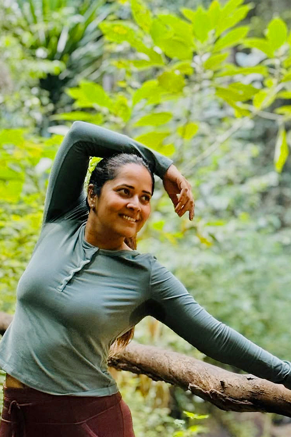 Anasuya Bhardwaj And Her Family Enjoying Vacation Photos4