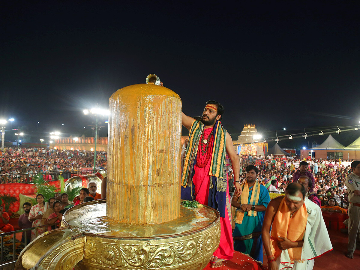 Koti Deepotsavam 2025 in Hyderabad Photos12