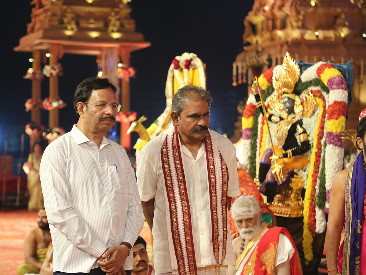 Koti Deepotsavam 2025 in Hyderabad Photos18