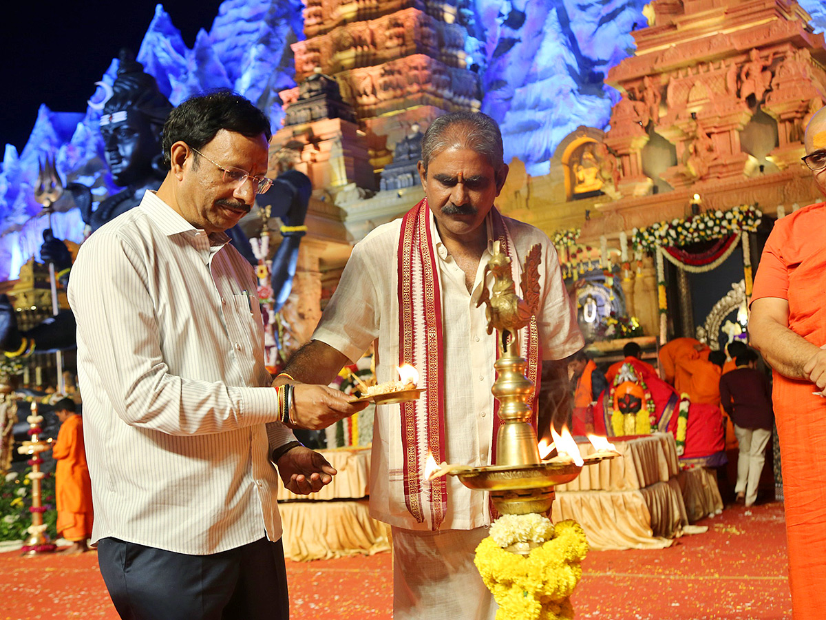 Koti Deepotsavam 2025 in Hyderabad Photos2
