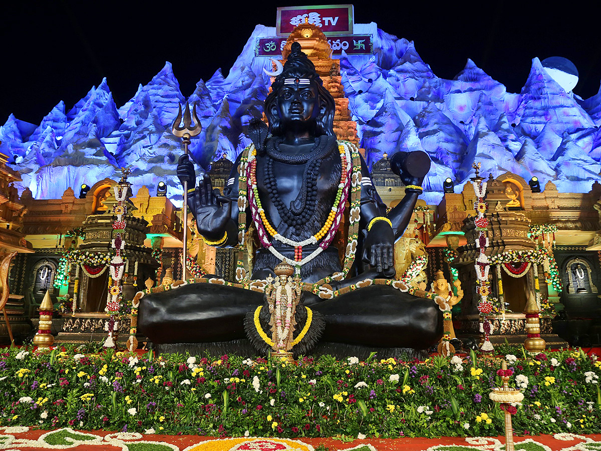 Koti Deepotsavam 2025 in Hyderabad Photos32